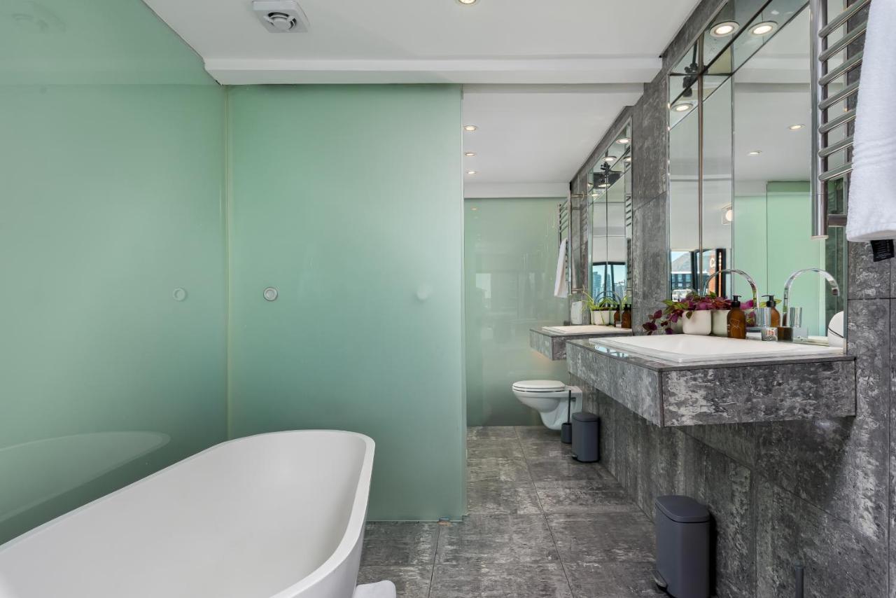 Portside Luxury