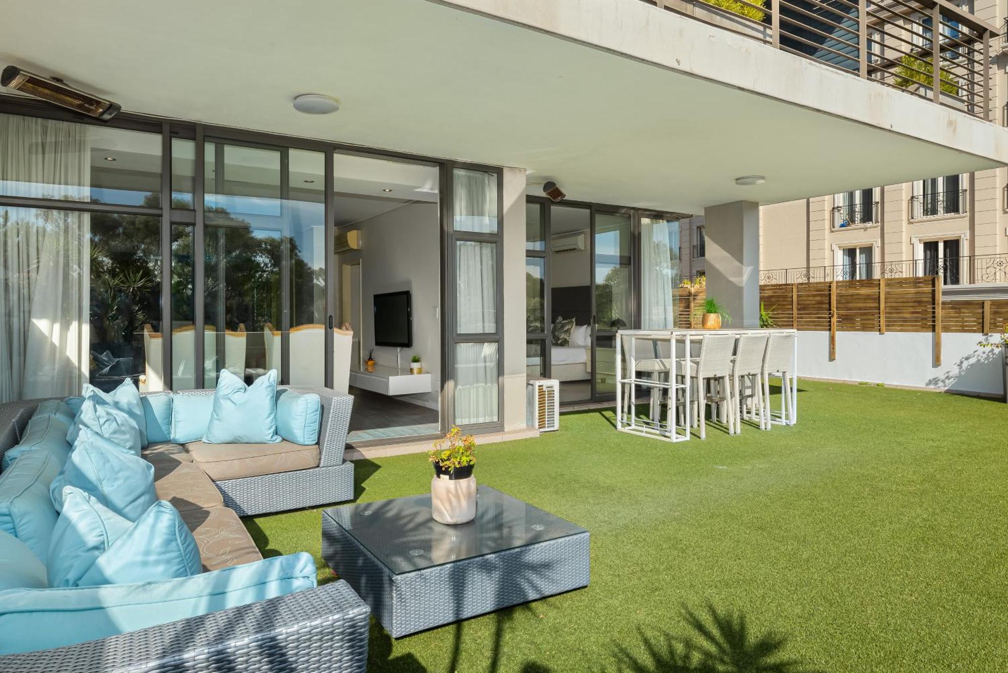 Portside Luxury Apartment *